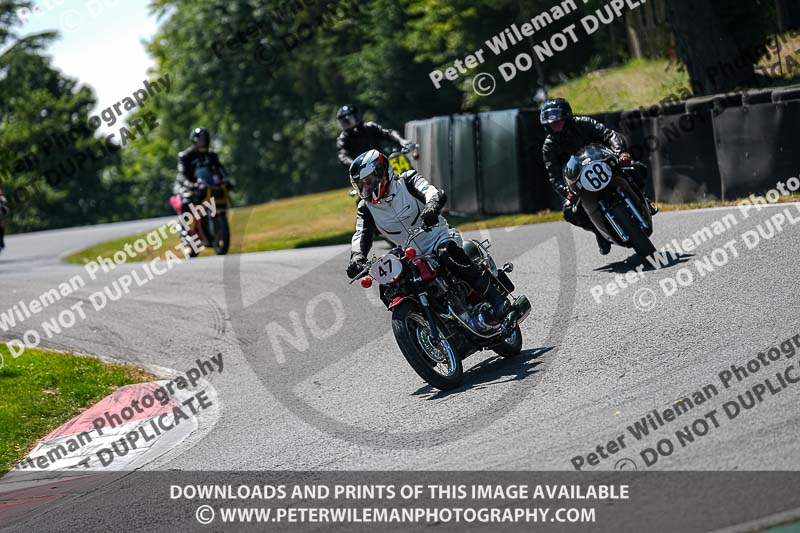 cadwell park;cadwell park photographs;cadwell trackday photographs;enduro digital images;event digital images;eventdigitalimages;peter wileman photography;racing digital images;trackday digital images;trackday photos